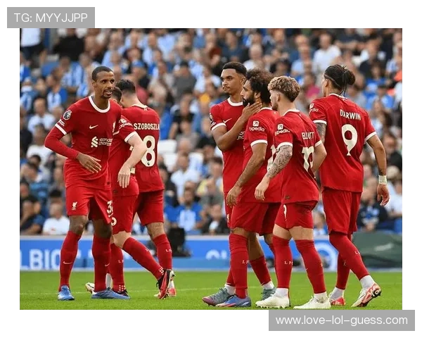 足球界蓝眼睛球星盘点 谁是最具魅力的蓝眼神锋